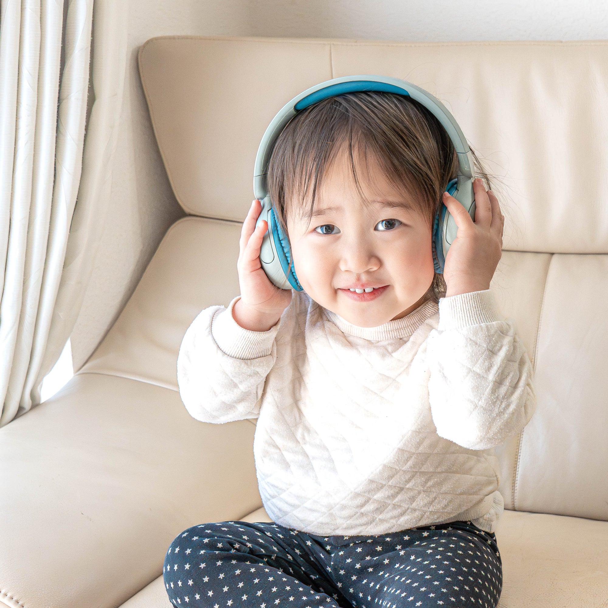 JBuddies Pop 2 in 1  Wireless + Wired Kids Headphones